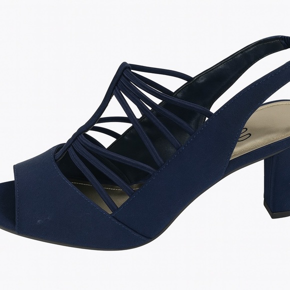 Impo Women’s Navy Blue Strappy Sandals – Size 8 Wide - Picture 2 of 6